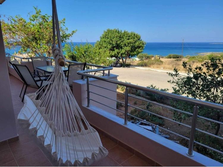 180 Degree Sea View Apartment Palaiochora Exterior photo